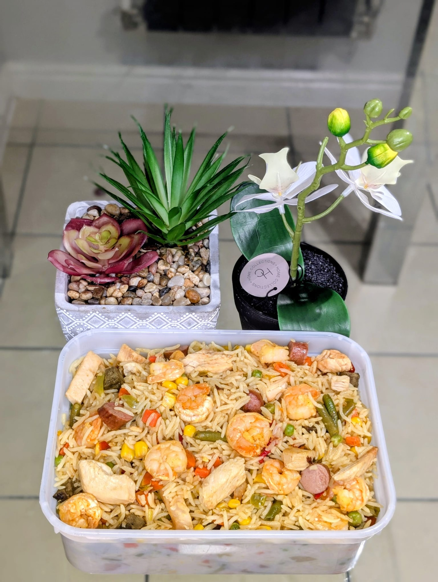 Nigerian Fried Rice (with shrimp / prawn)
